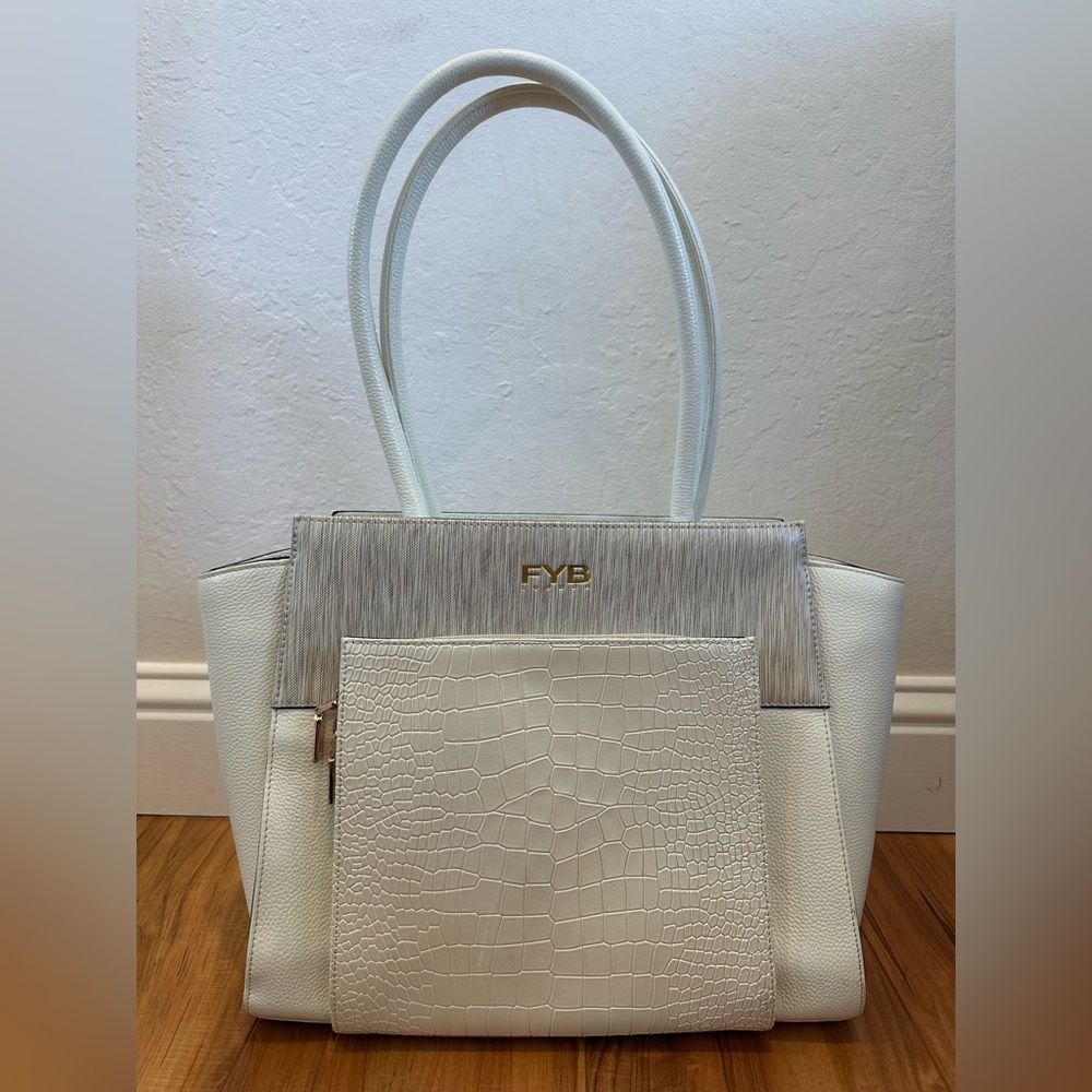 Smart tote FYB London bag. White crocodile brand new! Never used